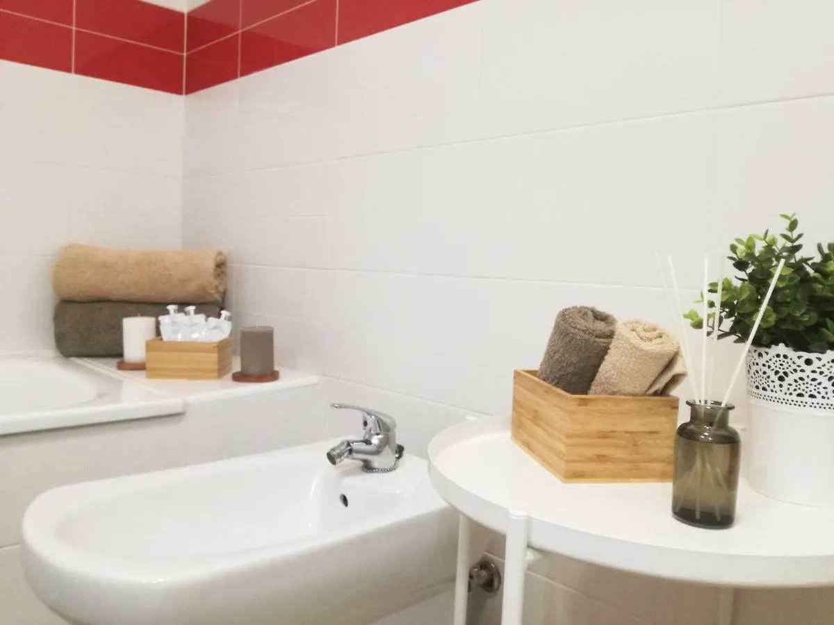 Janias Alcala Apartment